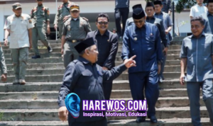 Kang Budi Azhar Senyum dan Kebahagiaan dalam Dialektika Hidup