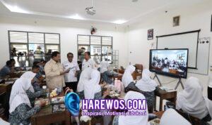 Prabowo Dorong Digitalisasi Pendidikan, Targetkan Penambahan Papan Interaktif di Setiap Kelas